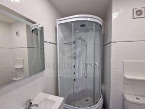 Pronájem bytu 1+kk, Karlovy Vary, Charkovská, 25 m2