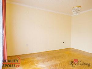 Prodej bytu 2+1, Odolena Voda, Husova, 58 m2