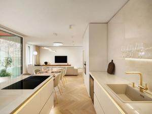 Pronájem bytu 4+kk, Praha - Staré Město, U milosrdných, 217 m2