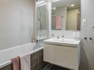 Prodej bytu 2+kk, Praha - Vršovice, Petrohradská, 62 m2