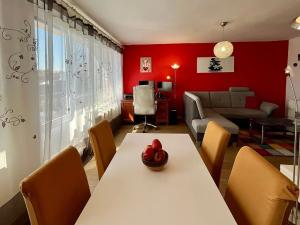 Prodej bytu 3+1, Jihlava, Kainarova, 79 m2