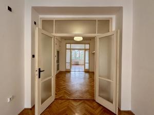 Pronájem bytu 3+1, Praha - Břevnov, Bělohorská, 69 m2