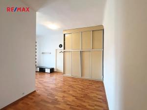 Pronájem bytu 3+1, Praha - Smíchov, Nádražní, 95 m2