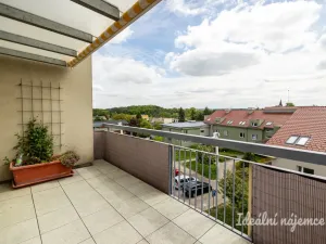 Pronájem bytu 4+kk, Praha - Dubeč, U lipové aleje, 95 m2