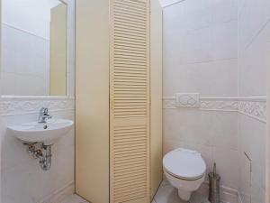 Pronájem bytu 4+kk, Praha - Nové Město, Na Moráni, 153 m2