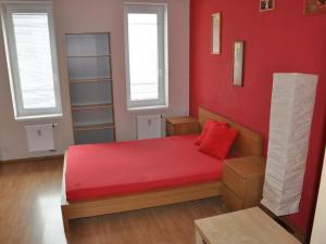 Pronájem bytu 1+kk, Praha - Košíře, Plzeňská, 31 m2