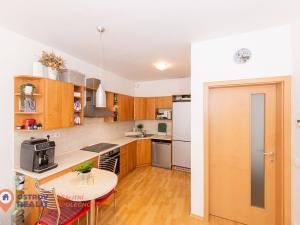 Prodej bytu 2+kk, Olomouc - Nové Sady, Družební, 54 m2