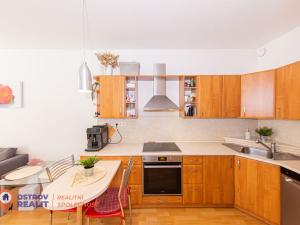 Prodej bytu 2+kk, Olomouc - Nové Sady, Družební, 54 m2