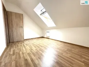 Pronájem bytu 3+kk, Jeneč, Lidická, 77 m2