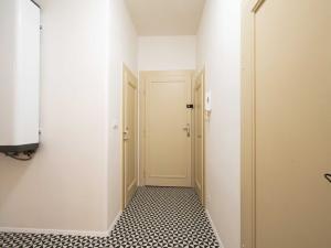 Pronájem bytu 1+1, Praha - Vršovice, Ruská, 44 m2
