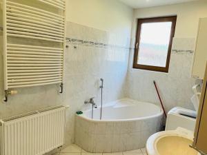 Pronájem rodinného domu, Kladno - Kročehlavy, Dobrovského, 100 m2
