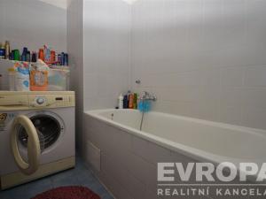 Pronájem bytu 3+kk, Praha - Kbely, Pod Nouzovem, 60 m2