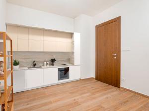 Prodej bytu 2+kk, Teplice, Novoveská, 57 m2