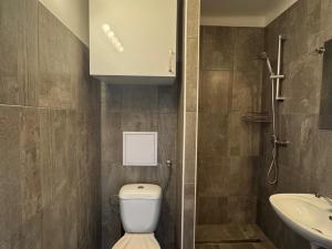 Pronájem bytu 1+1, Mníšek pod Brdy, Rudé armády, 30 m2