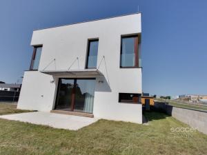 Pronájem rodinného domu, Praha - Horní Počernice, U Zimoviště, 137 m2