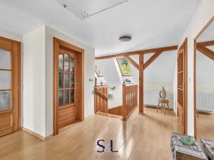Prodej rodinného domu, Nový Bor, 219 m2