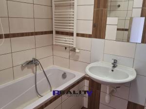 Pronájem bytu 2+1, Podbořany, 46 m2