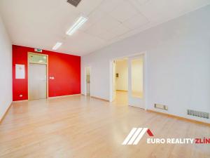 Pronájem kanceláře, Zlín, náměstí Míru, 108 m2