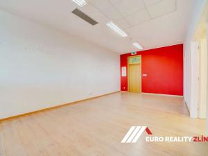 Pronájem kanceláře, Zlín, náměstí Míru, 108 m2