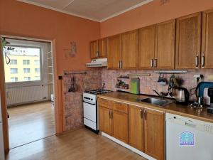 Prodej bytu 3+1, Plzeň - Severní Předměstí, Bzenecká, 80 m2