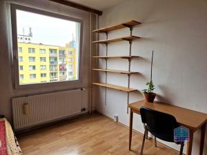 Prodej bytu 3+1, Plzeň - Severní Předměstí, Bzenecká, 80 m2