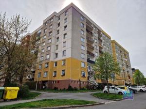 Prodej bytu 3+1, Plzeň - Severní Předměstí, Bzenecká, 80 m2