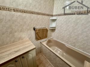 Prodej bytu 3+1, Tachov, Sládkova, 67 m2