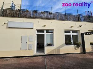 Pronájem obchodního prostoru, Litvínov, Masarykovo nám., 25 m2