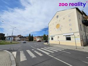 Pronájem obchodního prostoru, Litvínov, Masarykovo nám., 25 m2