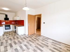 Prodej bytu 2+kk, Libčice nad Vltavou, Družstevní, 44 m2
