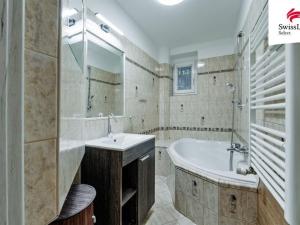 Pronájem bytu 3+kk, Praha - Hloubětín, Kolbenova, 84 m2