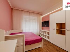Pronájem bytu 3+kk, Praha - Hloubětín, Kolbenova, 84 m2