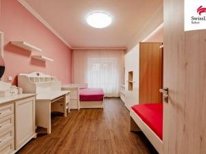 Pronájem bytu 3+kk, Praha - Hloubětín, Kolbenova, 84 m2