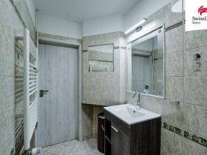 Pronájem bytu 3+kk, Praha - Hloubětín, Kolbenova, 84 m2