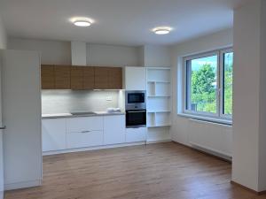 Pronájem bytu 2+kk, Třebíč - Borovina, Okružní, 59 m2