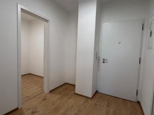 Pronájem bytu 2+kk, Třebíč - Borovina, Okružní, 59 m2