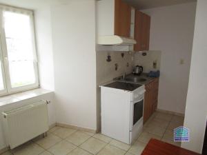 Prodej bytu 1+1, Líšťany, 68 m2