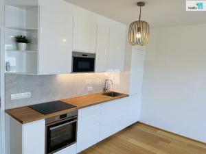 Prodej bytu 2+kk, Praha - Malešice, Azzoniho, 57 m2