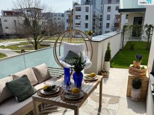 Prodej bytu 2+kk, Praha - Malešice, Azzoniho, 57 m2