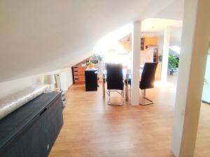Pronájem bytu 2+kk, Ostrava, Parcelní, 75 m2