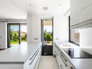 Prodej rodinného domu, Praha - Březiněves, Vlaštovčí, 242 m2