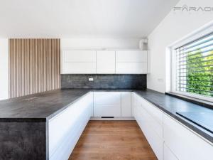 Prodej rodinného domu, Vestec, Máchova, 161 m2