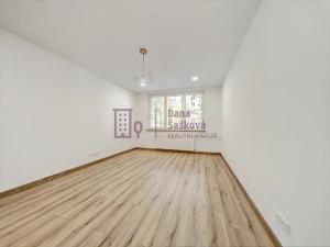 Pronájem bytu 2+1, Jindřichův Hradec, sídliště Vajgar, 57 m2
