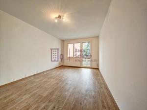 Pronájem bytu 2+1, Jindřichův Hradec, Pravdova, 61 m2