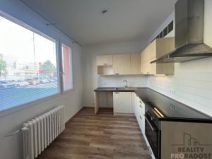 Prodej bytu 3+1, Teplice, Josefa Ressla, 83 m2