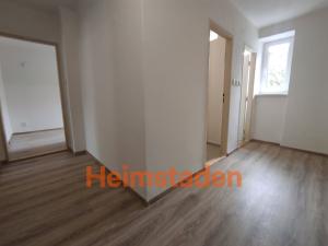 Pronájem bytu 2+1, Karviná - Nové Město, nám. Budovatelů, 55 m2