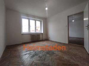 Pronájem bytu 2+1, Karviná - Nové Město, nám. Budovatelů, 55 m2