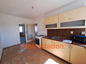 Pronájem bytu 2+1, Karviná - Nové Město, nám. Budovatelů, 53 m2