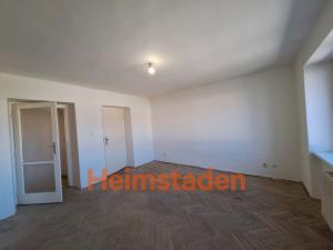 Pronájem bytu 2+1, Karviná - Nové Město, nám. Budovatelů, 53 m2