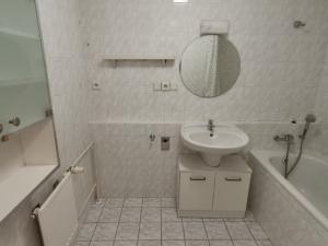 Pronájem bytu 2+1, Otrokovice, Čechova, 56 m2